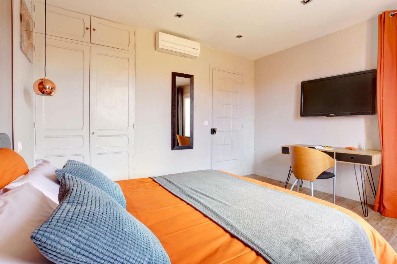 L'Amandine ,45 M2 Terrasse Et Garage Centre Ville Saint-Raphaël Zewnętrze zdjęcie